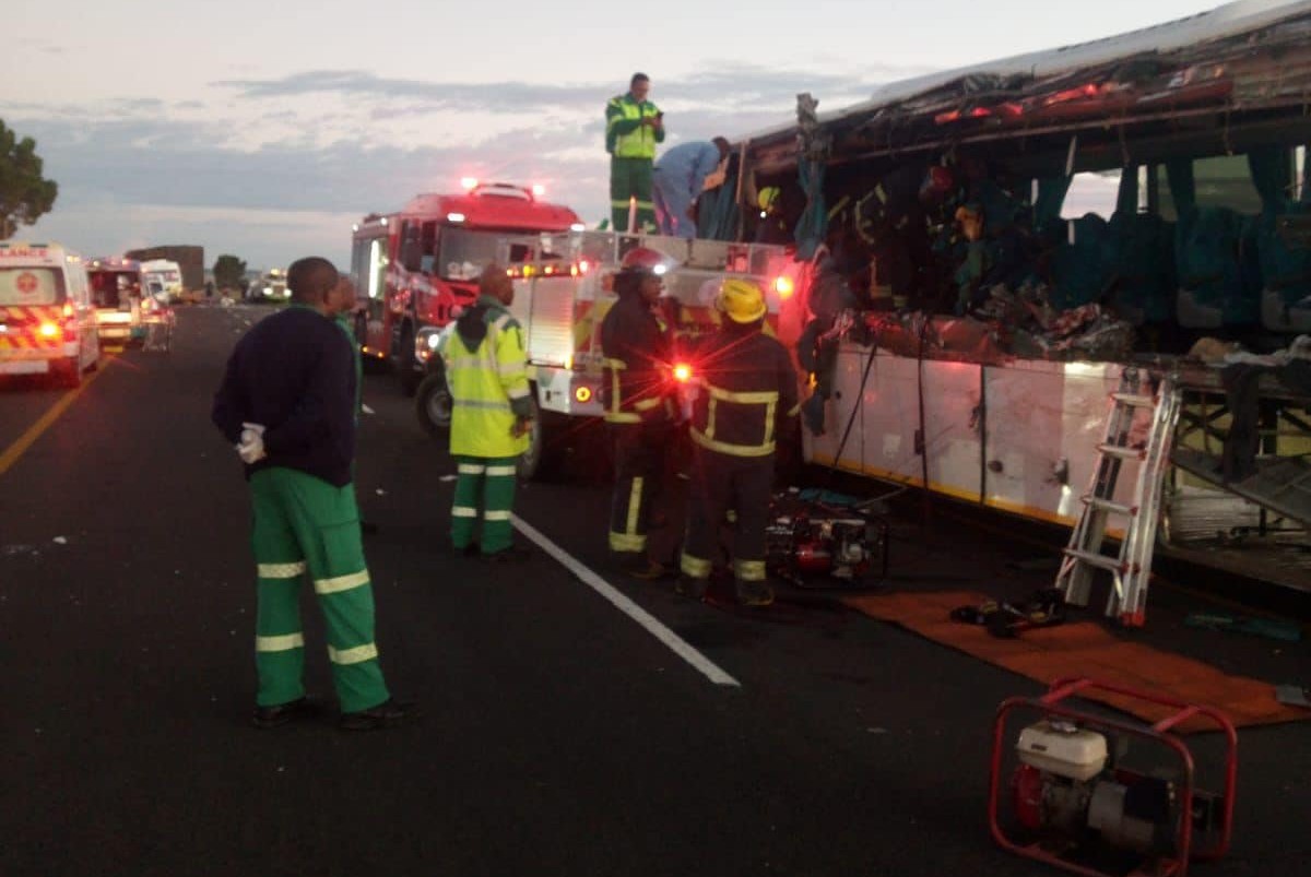 bus and truck collision N6