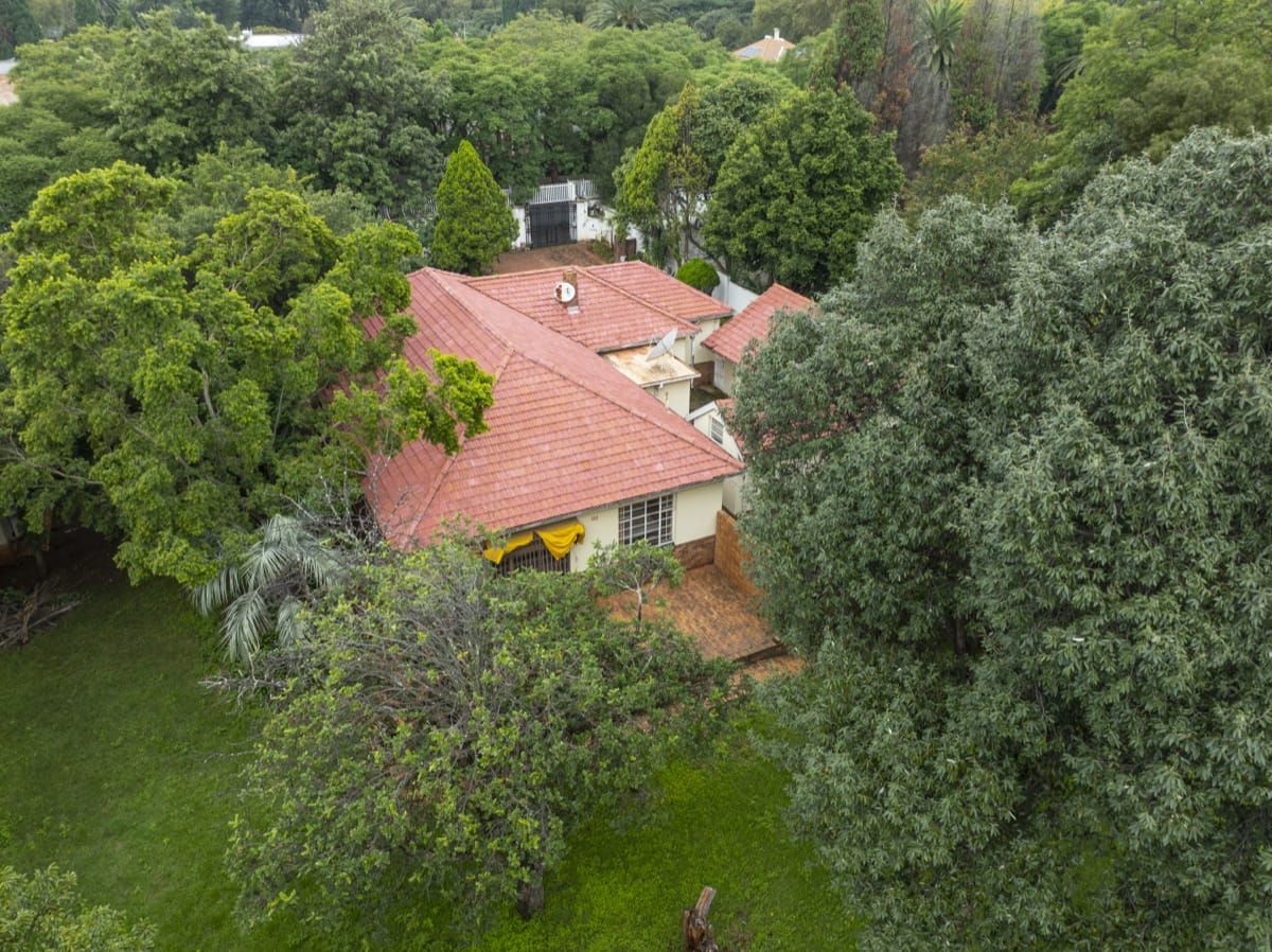 The 3 Saxonwold mansion.