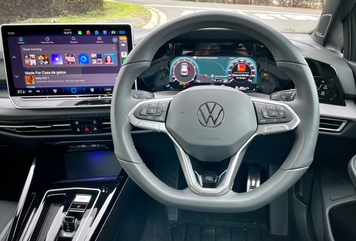 2025 VW Golf TSI